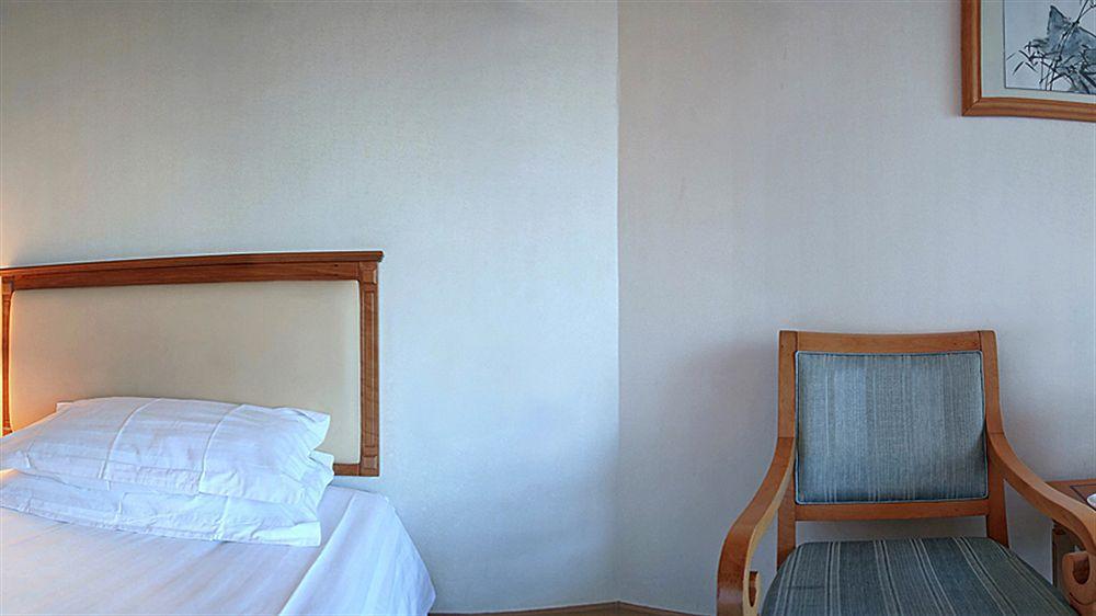 Xiyuan Hotel 5*
