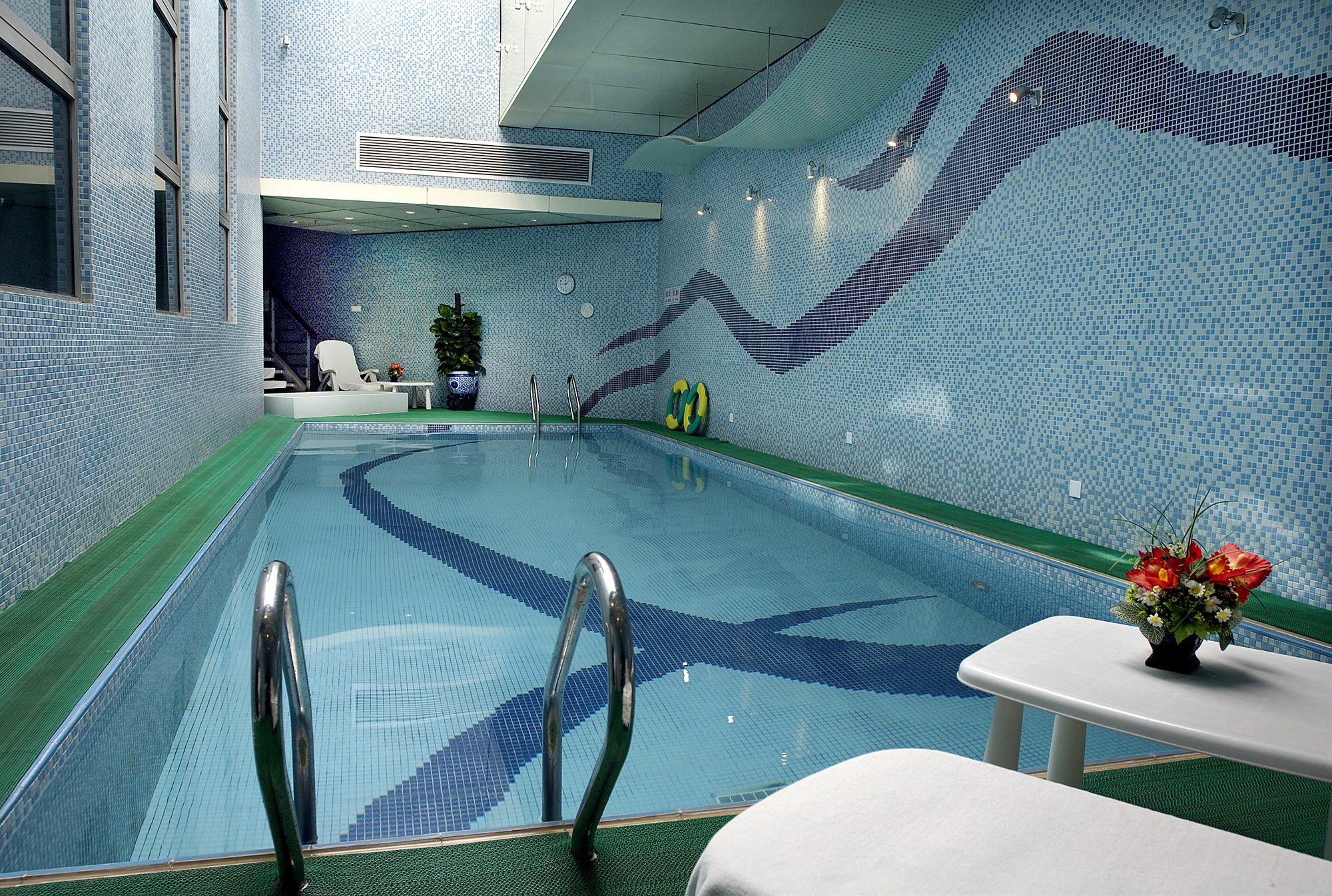 Xiyuan Hotel 5*